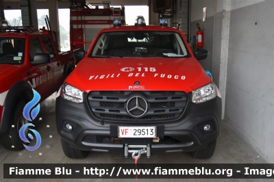 Mercedes-Benz Classe X
Vigili del Fuoco
Comando Provinciale di Bologna
Allestimento Divitec
VF 29513
Parole chiave: Mercedes-Benz Classe_X VF29513