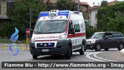 Fiat Ducato X250
Croce Rossa Italiana
Comitato Locale di Cesenatico
Veicolo convenzionato 118 Cesena Soccorso
Postazione Savignano sul Rubicone (FC)
Ambulanza allestita Aricar
CRI 487 AC
Parole chiave: Fiat Ducato_X250 Ambulanza CRI487AC