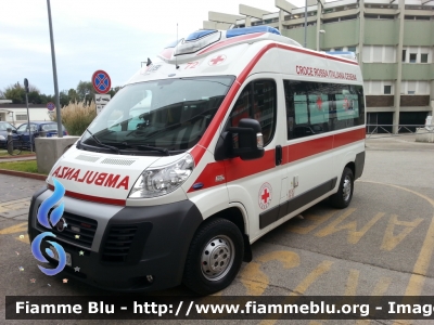 Fiat Ducato X250
Croce Rossa Italiana
Comitato Locale di Cesena
Veicolo convenzionato 118 Cesena Soccorso
Allestita Aricar
CRI 231 AD
Parole chiave: Fiat_Ducato X250 Croce_Rossa_Italiana Cesena CRI231AD