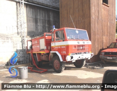 Iveco 90PC 
Vigili del Fuoco
Comando Provinciale di La Spezia
Distaccamento di Brugnato
VF 13323
Alluvione Val di Vara (Liguria)
Parole chiave: Iveco 90PC VF13323