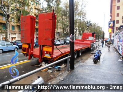 Mercedes-Benz Axor 1843 I serie
Vigili del Fuoco
Comando Provinciale di Genova
Nucleo NBCR
VF 23194
Alluvione Genova
Parole chiave: Mercedes-Benz Axor_1843_Iserie VF23194