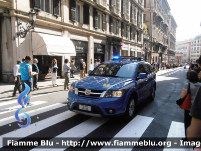 Fiat Freemont
Polizia di Stato
Polizia Stradale
POLIZIA H8788
In scorta al Giro d'Italia 2015 
Parole chiave: Fiat Freemont Giro_Italia_2015 POLIZIAH8788