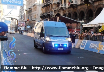 Fiat Ducato X250
Polizia di Stato
Polizia Stradale
POLIZIA H3293
Officina Mobile
In scorta al Giro d'Italia 2015
Parole chiave: Fiat Ducato_X250 POLIZIAH3253 Giro_Italia_2015