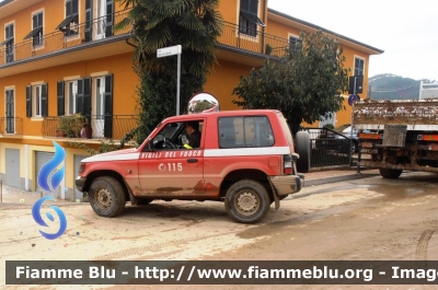 Mitsubishi Pajero Swb II serie 
Vigili del Fuoco
Comando Provinciale di Parma
VF 20488
Alluvione Val di Vara (SP)
Parole chiave: Mitsubishi / Pajero_IIserie / VF20488