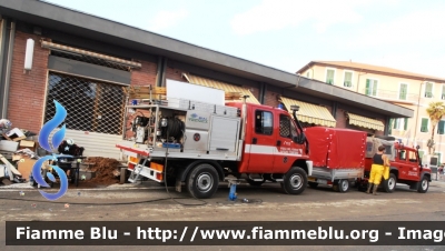 Scam SM50 4x4
Vigili del Fuoco
Corpo Permanente di Aosta
Alluvione Val di Vara (Liguria)
Parole chiave: scam sm50_4x4