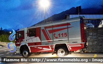 Man LE 280 B
Vigili del Fuoco
 Distretto della Val Di Sole
 Corpo Volontario di Pejo (TN)
 VF 9C5 TN
Parole chiave: Man / LE_280_B / VF9C5TN