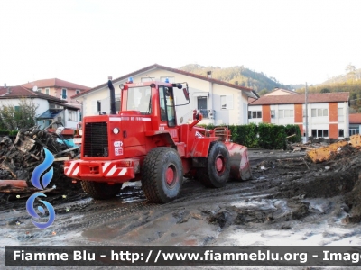 Fiat Hitachi FR130.2
Vigili del Fuoco
Comando Provinciale di Milano
VF 19136 
Alluvione Val di Vara (Liguria) 
Parole chiave: Fiat Hitachi FR130.2 VF19136