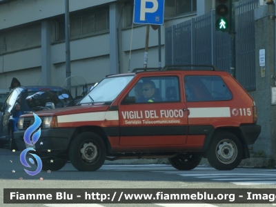 Fiat Panda 4x4 II serie 
Vigili del Fuoco
 Comando Provinciale di Genova
 Servizio Telecomunicazioni
 VF 21770 
Parole chiave: Fiat/Panda_4x4_IIserie/VF21770