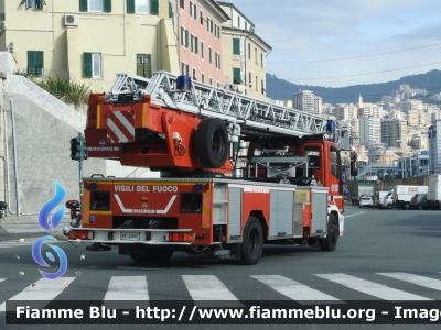 Iveco EuroFire 150E27 I serie 
Vigili del Fuoco
 Comando Provinciale di Genova
 VF 21917 
Parole chiave: Iveco/EuroFire_150E27_Iserie/VF21917