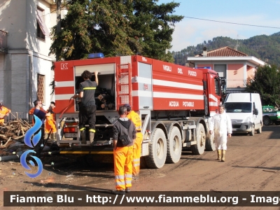 Mercedes-Benz Actros 4151 II serie
Vigili del Fuoco
Corpo Volontario di Rovereto (TN)
VF C15 TN
Alluvione Val di Vara (Liguria)
Parole chiave: Mercedes-Benz Actros_4151_IIserie4151