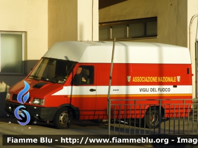 Iveco Daily II serie 
Vigili del Fuoco
 Comando Provinciale di Genova
 Associazione Nazionale Vigili del Fuoco Del Corpo Nazionale
Team di Pompieropoli
Parole chiave: Iveco/Daily_IIserie