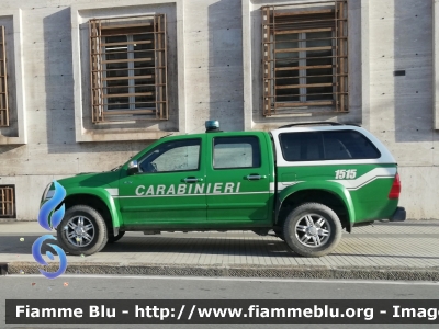 Isuzu D-Max I serie
Carabinieri
Comando Carabinieri Unità per la tutela Forestale, Ambientale e Agroalimentare
CC DN 350
Parole chiave: Isuzu / D-Max_Iserie / CCDN350