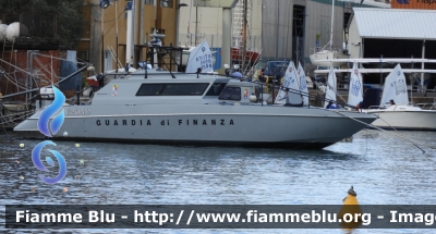 Motovedetta Classe V2000 
Guardia di Finanza
 V 2049 
Parole chiave: V2049