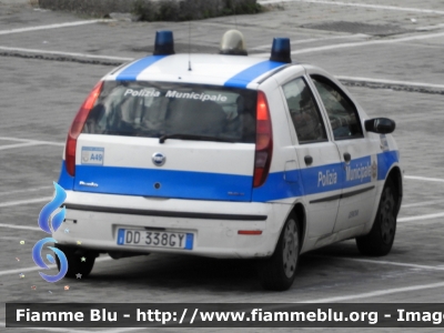 Fiat Punto III serie
Polizia Municipale Genova
Parole chiave: Fiat / Punto_IIIserie