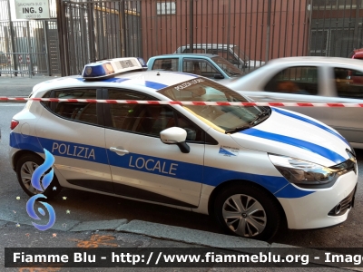 Renault Clio IV serie 
Polizia Locale Genova
 allestimento Ciabilli 
 POLIZIA LOCALE YA 123 AL 
Parole chiave: Renault / Clio_IVserie / POLZIALOCALEYA123AL