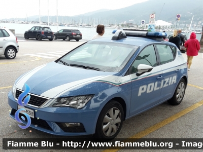 Seat Leon III serie restyle
Polizia di Stato
 Squadra Volante 
 Allestimento NCT Nuova Carrozzeria Torinese
 Decorazione Grafica Artlantis
 POLIZIA M3388
Parole chiave: Seat / Leon_III / serie_restyle_POLIZIAM3388