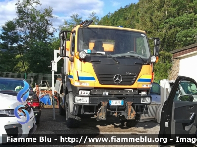 Mercedes-Benz Unimog U20
Protezione Civile Regione Liguria
Parole chiave: Mercedes-Benz/Unimog_U20