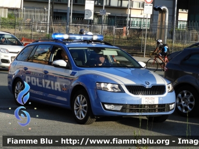 Skoda Octavia Wagon IV serie
Polizia di Stato
 Polizia Stradale in servizio sulla rete autostradale di Autostrade per l'Italia
 Seconda fornitura con la nuova livrea
 Allestite Focaccia
 Decorazione Grafica Artlantis
 POLIZIA M0406
Parole chiave: Skoda / Octavia_Wagon_IVserie / POLIZIAM0406