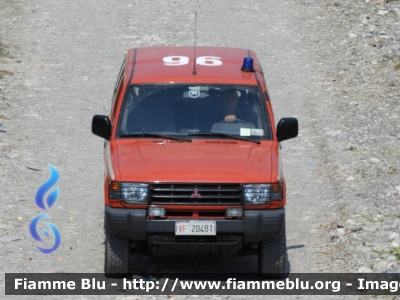 Mitsubishi Pajero Swb II serie 
Vigili del Fuoco
 Comando Provinciale di Genova
 VF 20481
Parole chiave: Mitsubishi / Pajero_Swb_IIserie / VF20481