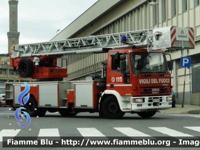 Iveco EuroFire 150E27 I serie
Vigili del Fuoco
 Comando Provinciale di Genova
 VF 21917
Parole chiave: Iveco / EuroFire_150E27_Iserie / VF21917