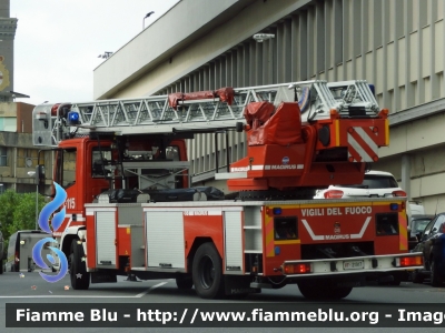 Iveco EuroFire 150E27 I serie
Vigili del Fuoco
 Comando Provinciale di Genova
 VF 21917
Parole chiave: Iveco / EuroFire_150E27_Iserie / VF21917