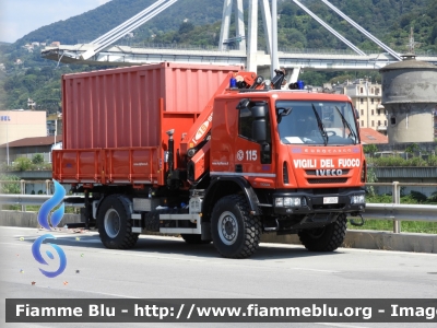 Iveco EuroCargo 150E28 4x4 III serie
Vigili del Fuoco
 Comando Provinciale di Genova
 Colonna Mobile Regionale
 Autocarro con gru PM allestimento Iveco-Magirus
 VF 26657 
Parole chiave: Iveco / EuroCargo_150E28_4x4_IIIserie / VF26657