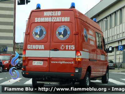 Mercedes-Benz Sprinter 4x4 II serie
Vigili del Fuoco
 Comando Provinciale di Genova
 Nucleo Sommozzatori
 VF 21762 
*Livrea Aggiornata*
