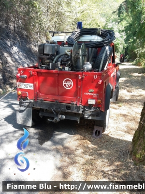 Land Rover Defender 90
Vigili del Fuoco
Comando Provinciale di La Spezia
Distaccamento di Brugnato
VF 20798
Parole chiave: Land-Rover / Defender_90 / VF20798