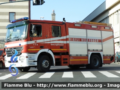 Mercedes-Benz Actros 1841 II serie 
Vigili del Fuoco
 Comando Provinciale di Genova
 AutoPompaSerbatoio allestimento Bai
VF 24468
 
Parole chiave: Mercedes-Benz / Actros_1841_IIserie / VF24468