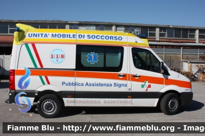 Volkswagen Crafter I serie Restyle
Pubblica Assistenza Signa
Ambulanza tipo A - allestimento Nepi
Sigla mezzo: Signa 1 - Sigla Operativa: ALFA SIGNA
Interni vano sanitario
Parole chiave: Volkswagen Crafter Ambulanza