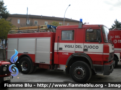 Iveco 190-26
Vigili del Fuoco
Comando Provinciale di Ancona 
Distaccamento di Fabriano (AN)
AutoPompaSerbatoio allestimento Baribbi
VF 16673
Parole chiave: Iveco 190-26 VF16673 Santa_Barbara_VVF_2011