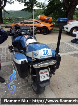 BMW R200RT II serie
Polizia di Stato
Polizia Stradale
POLIZIA G2675
In scorta al Giro d'Italia 2018
Parole chiave: BMW7 R1200RT_IIserie / giro_d_italia_2018