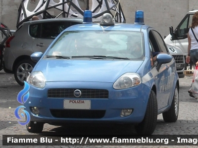 Fiat Grande Punto
Polizia di Stato
Polizia delle Comunicazioni
POLIZIA F7691
Parole chiave: Fiat Grande_Punto POLIZIAF7691