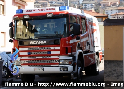 Scania 124C420 4x4
Vigili del Fuoco 
Corpo Permanente di Trento
AutoPompaSerbatoio allestimento Rosenbauer
VF 9TN TN
Parole chiave: Scania 124C420_4x4 VF9TNTN