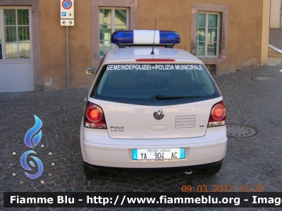 Volkswagen Polo IV serie restyle
Polizia Municipale
Comune di Chiusa/Klausen (Bz)
PoliziaLocale YA904AC
Parole chiave: Volkswagen Polo_IVserie_restyle PoliziaLocaleYA904AC