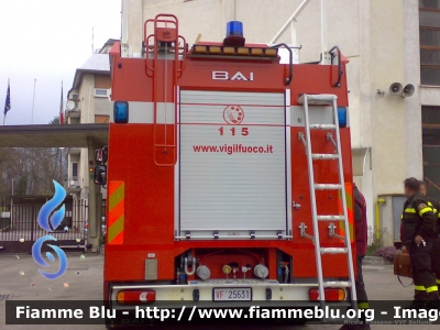 Volvo FL 280 III serie
Vigili del Fuoco
Comando Provinciale di Belluno
Distaccamento Permanente di Agordo (BL)
AutoPompaSerbatoio allestimento Bai
VF 25631
Parole chiave: Volvo FL_280_IIIserie VF25631