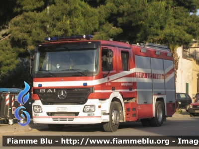 Mercedes-Benz Actros 1841 II serie
Vigili del Fuoco
Comando Provinciale di Trapani
VF 23357
Parole chiave: Mercedes-Benz Actros_1841_IIserie VF23357