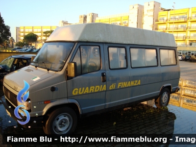 Fiat Ducato I serie
Guardia di Finanza
GdiF 005 AH
Parole chiave: Fiat Ducato_Iserie GdiF005AH