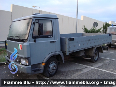 Iveco Zeta 50-9
Guardia di Finanza
GdiF 724 AE
Parole chiave: Iveco Zeta_50-9 GdiF724AE