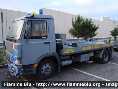 Iveco Zeta 65-12
Guardia di Finanza
Carro soccorso e recupero
Allestimento Isoli
GdiF 918 AE
Parole chiave: Iveco Zeta_65-12 GdiF918AE