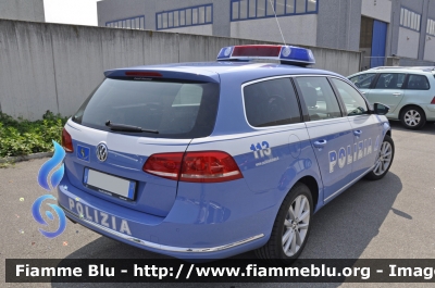 Volkswagen Passat Variant VII serie
Polizia di Stato
Polizia Stradale in servizio sull'Autostrada A10 "dei fiori"
Parole chiave: Volkswagen Passat_Variant_VIIserie