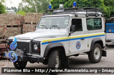 Land Rover Defender 90
Protezione Civile Peschiera Borromeo (MI)
Parole chiave: Land-Rover Defender_90