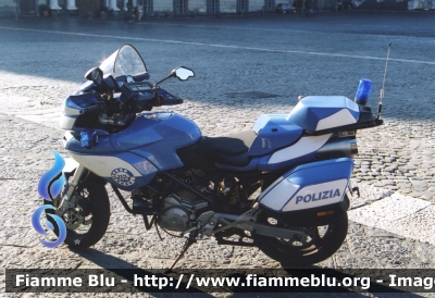 Ducati Multistrada I serie
Polizia di Stato
Squadra Volante
Parole chiave: Ducati Multistrada_Iserie