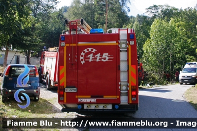 Man TGL 12.240 II serie
Vigili del Fuoco
Comando Provinciale di Torino
Distaccamento di Oulx (TO)
AutoPompaSerbatoio allestimento Rosenfire
VF 26591
Parole chiave: Man TGL_12.240_IIserie VF26591