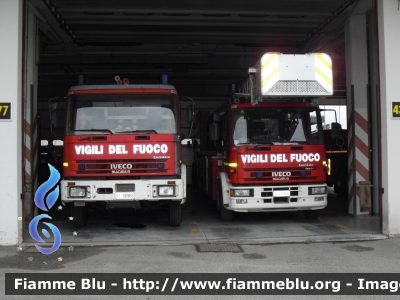 Iveco EuroFire 150E27 I serie
Vigili del Fuoco
Comando Provinciale di Grosseto
AutoPompaSerbatoio allestimento Iveco-Magirus
VF 18965
Santa Barbara 2015 

*Si ringrazia il personale del comando per la disponibilità*
Parole chiave: Iveco EuroFire_150E27_Iserie VF18965 EuroFire_150E28_Iserie VF21961 Santa_Barbara_VVF_2015