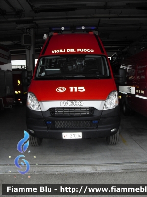 Iveco Daily V  serie
Vigili del Fuoco
Comando Provinciale di Grosseto
AutoFurgone-Unità di Crisi Locale
Servizio TAS-Topografia Applicata al Soccorso
VF 27004
Santa Barbara 2015 

*Si ringrazia il personale del comando per la disponibilità*
Parole chiave: Iveco Daily_Vserie VF27004 Santa_Barbara_VVF_2015