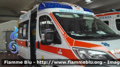 Fiat Ducato X290
Misericordia Arese (MI)
Ambulanza allestita Ambitalia

-in esposizione al Reas 2016-
Parole chiave: Fiat Ducato_x290 Ambulanza Reas_2016 Misericordiereas2016