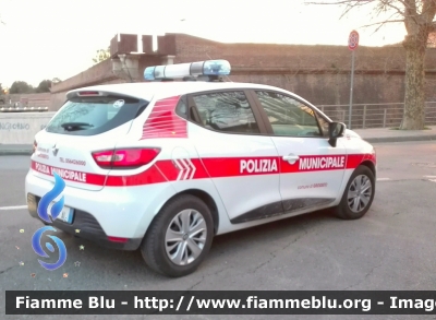 Renault Clio IV serie
Polizia Municipale
Comune di Grosseto
Codice mezzo: 08
POLIZIA LOCALE YA 157 AL
Parole chiave: Renault Clio_IVserie POLIZIALOCALEYA157AL