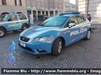 Seat Leon III
Polizia di Stato
Squadra Volante di Grosseto
POLIZIA M1847
Auto n° 106
-165° anniversario della fondazione della polizia di Stato-
Parole chiave: Seat Leon_III POLIZIAM1847 festa_polizia_2017