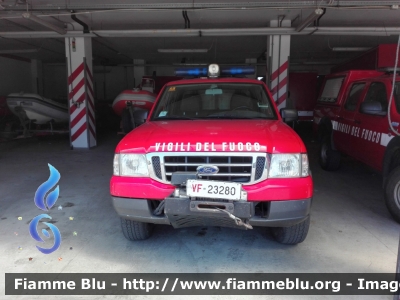 Ford Ranger V serie
Vigili del Fuoco
Comando Provinciale di Grosseto
Anti Incendio Boschivo
VF 23280

*si ringrazia il Caposquadra della Partenza Polivalente per la gentilezza*
Parole chiave: Ford Ranger_Vserie VF23280